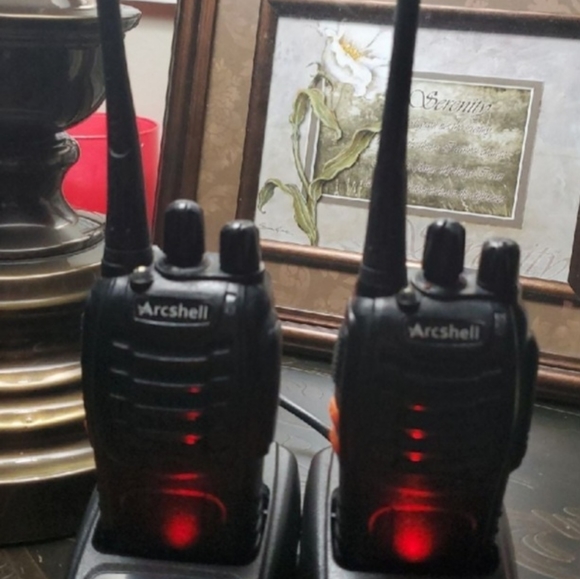 Walkie Talkie by Arcshell in VGC - Picture 2 of 4